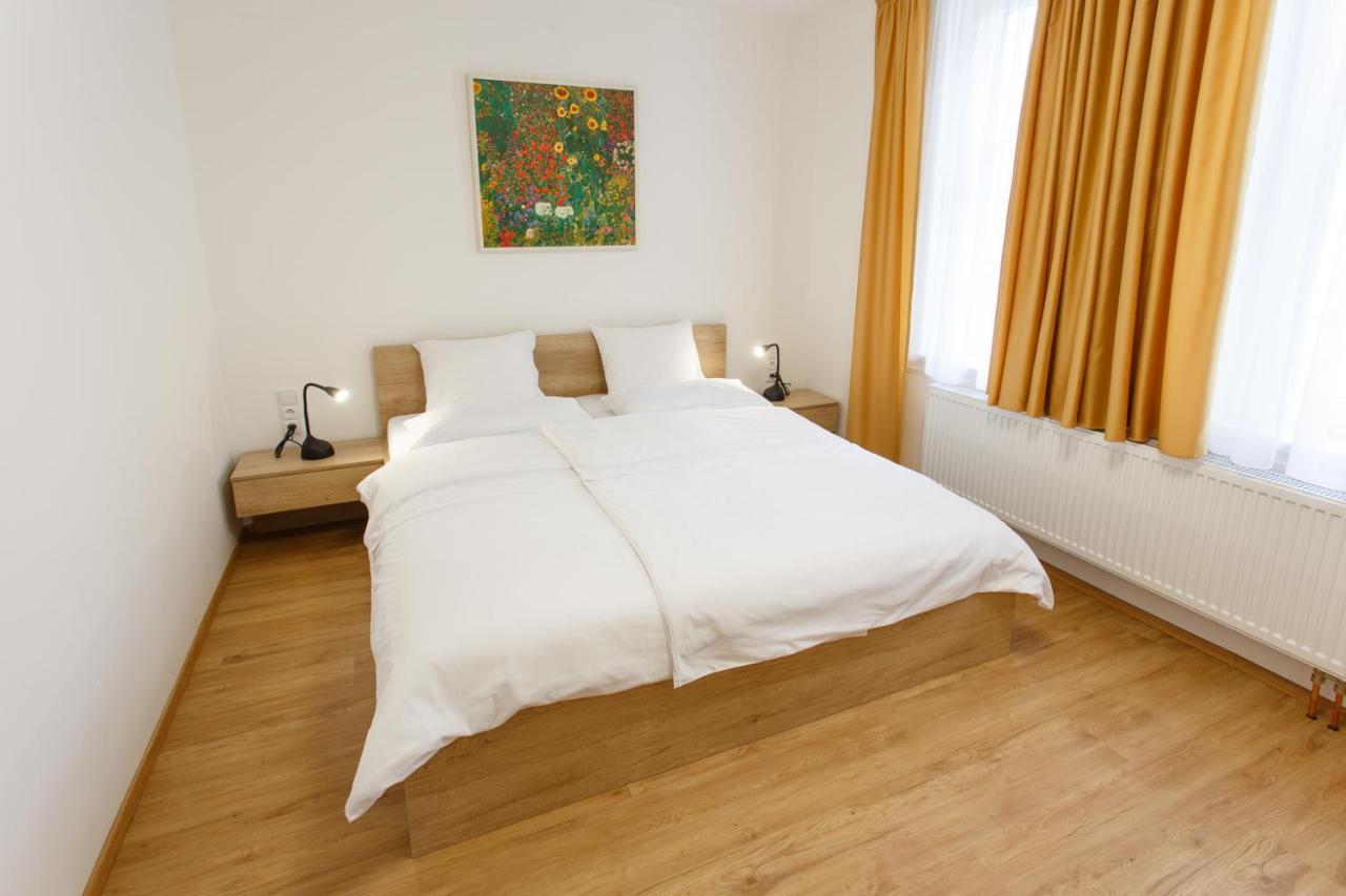 Apartments Villa Whitehouse Ostrawa Zewnętrze zdjęcie