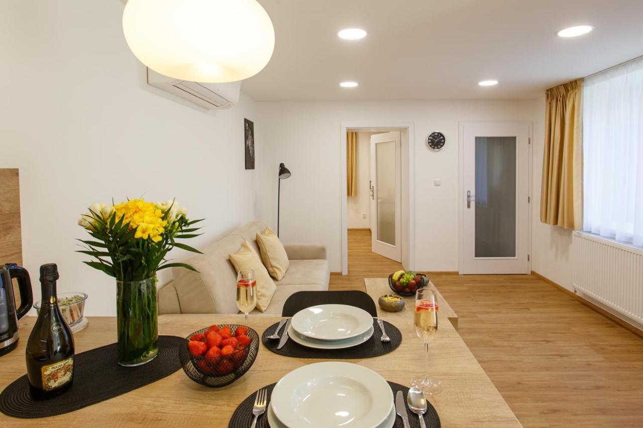 Apartments Villa Whitehouse Ostrawa Zewnętrze zdjęcie