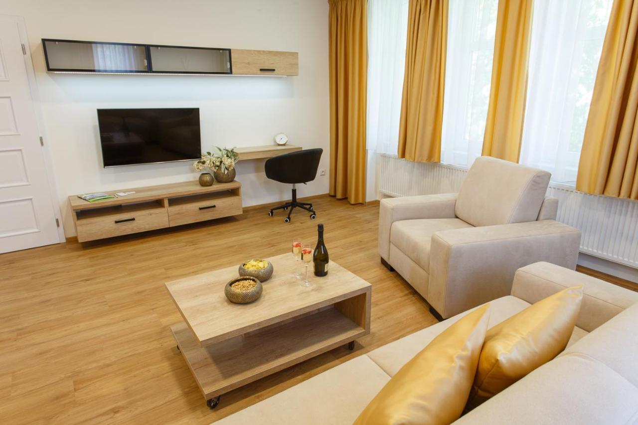 Apartments Villa Whitehouse Ostrawa Zewnętrze zdjęcie