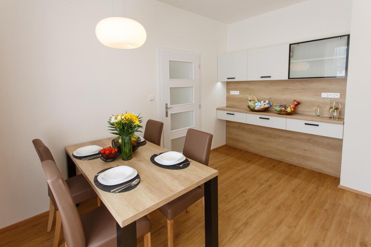 Apartments Villa Whitehouse Ostrawa Zewnętrze zdjęcie