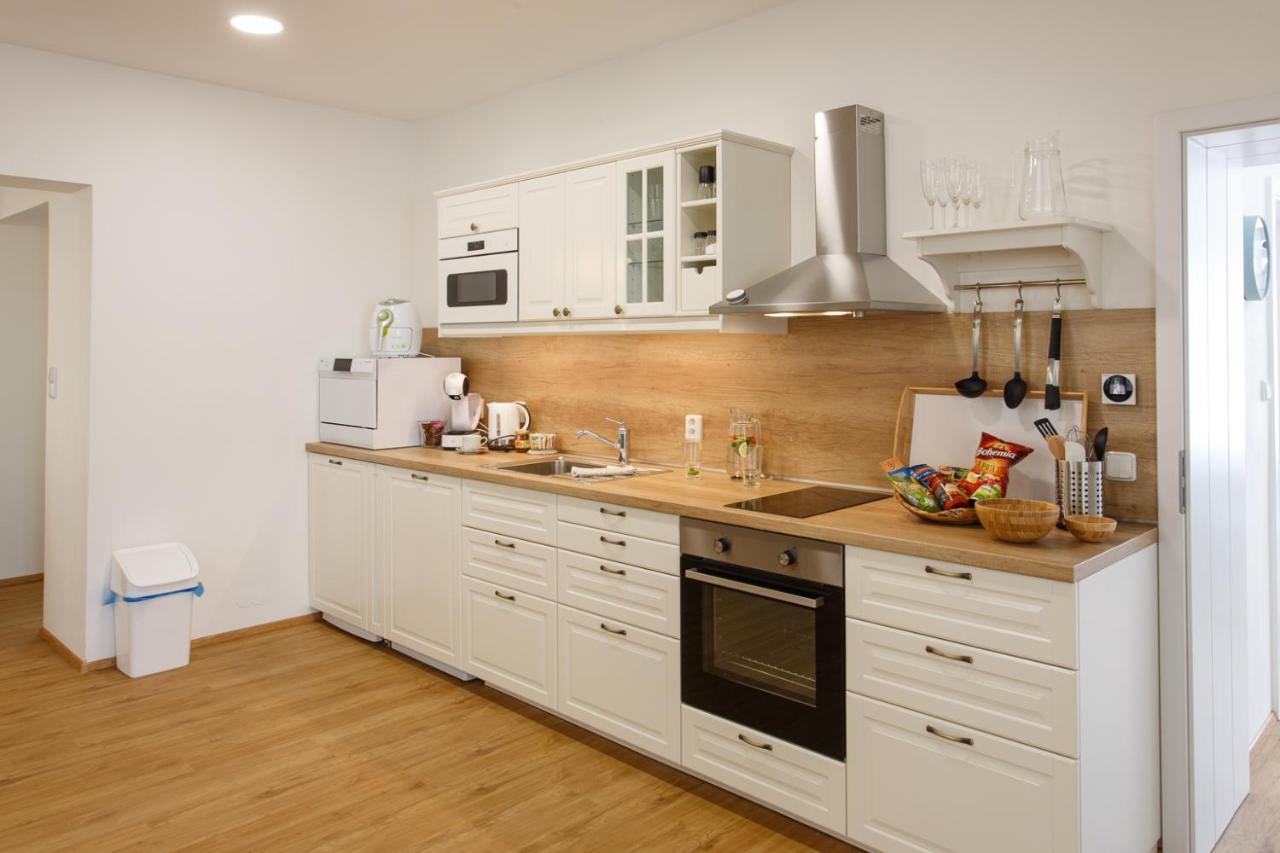 Apartments Villa Whitehouse Ostrawa Zewnętrze zdjęcie